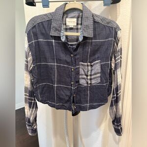 American Eagle Blue Plaid Cropped Button-Down Shirt